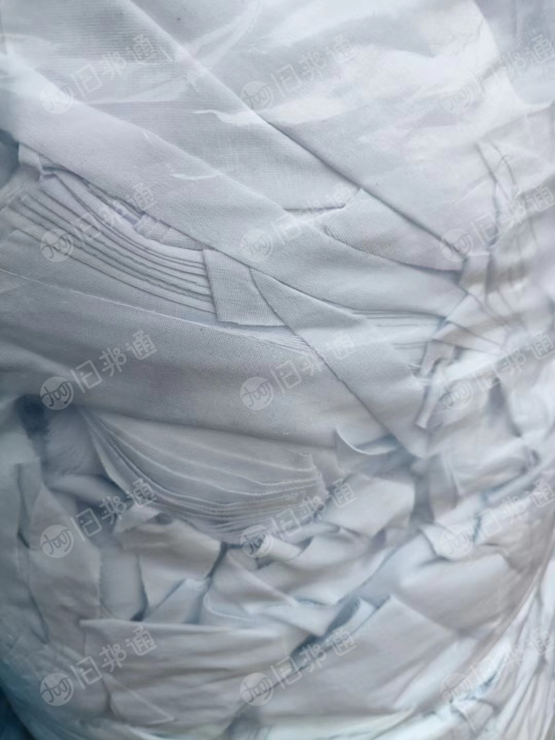 长期大量出售漂白针织纯棉布,漂白针织涤棉布碎,针织布下脚料,各种颜色
