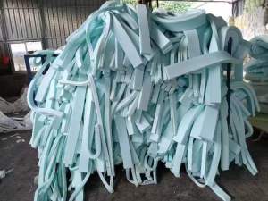 慢回弹海绵边角料，蓝色白色大量回收