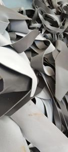 沙发革、座椅革下脚料，PVC皮革下脚料，大量出售