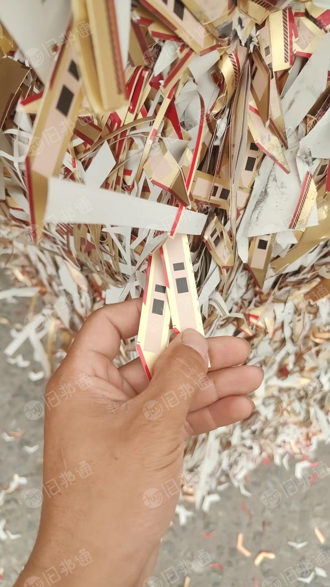 烟盒下来的金卡边角料,不带膜,大量现货