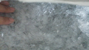 pet吸塑片破碎料， 一级料和二级料都有，大量出售