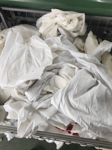 优质旧衣服白料，大量出售