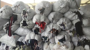 莫代尔氨纶棉褪色布边角料20吨出售