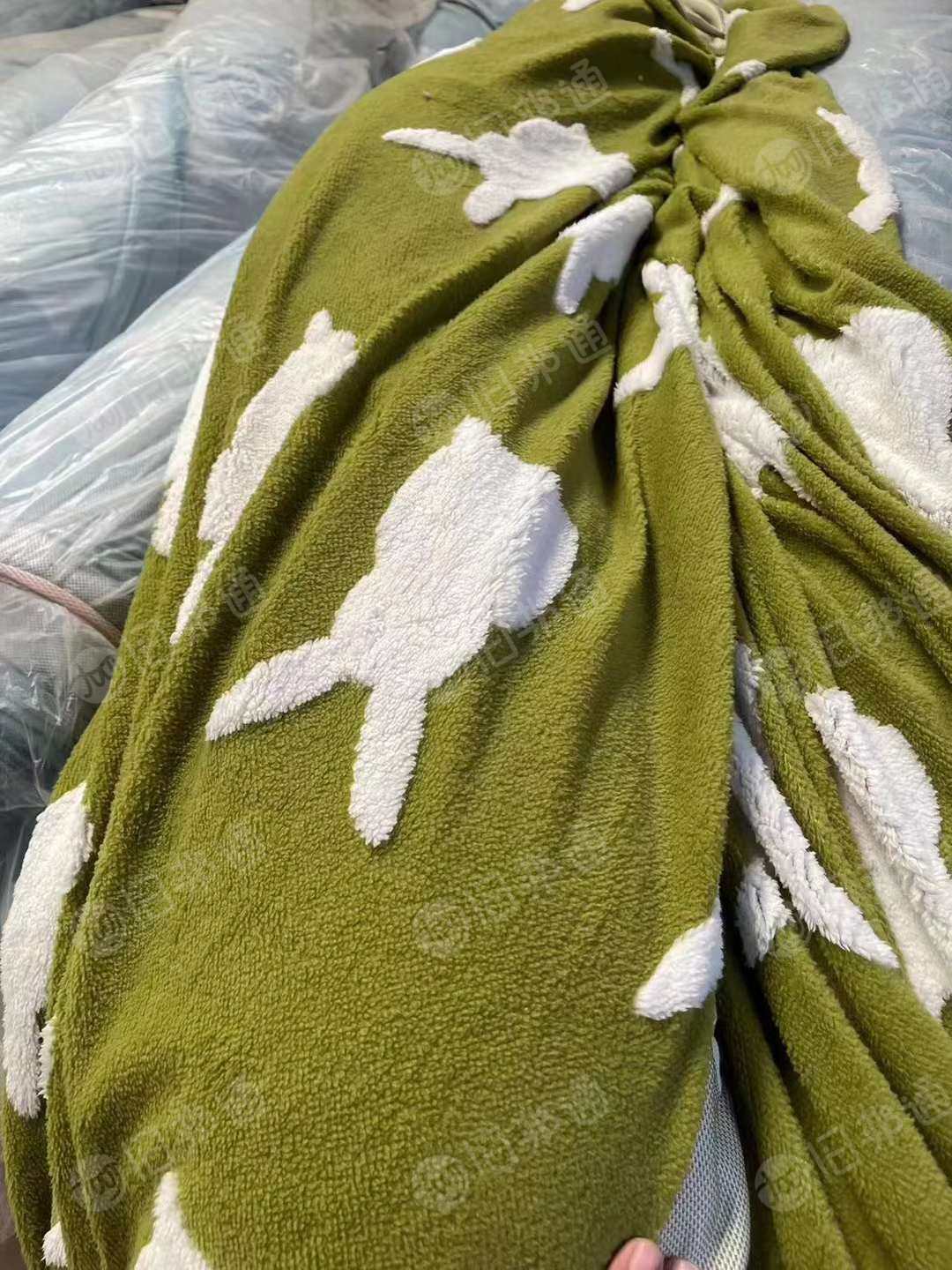 阳离子提花舒棉绒10吨左右出售