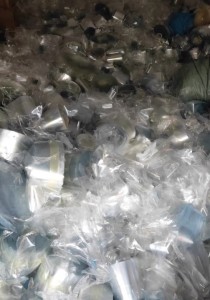 回收pet手机膜，薄膜，模切厂废料