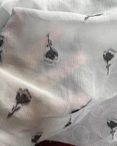 真丝面料、真丝斜纹绸、双绉、素绉缎、双宫等，大量现货