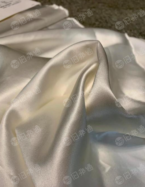 真丝面料、真丝斜纹绸、双绉、素绉缎、双宫等,大量现货