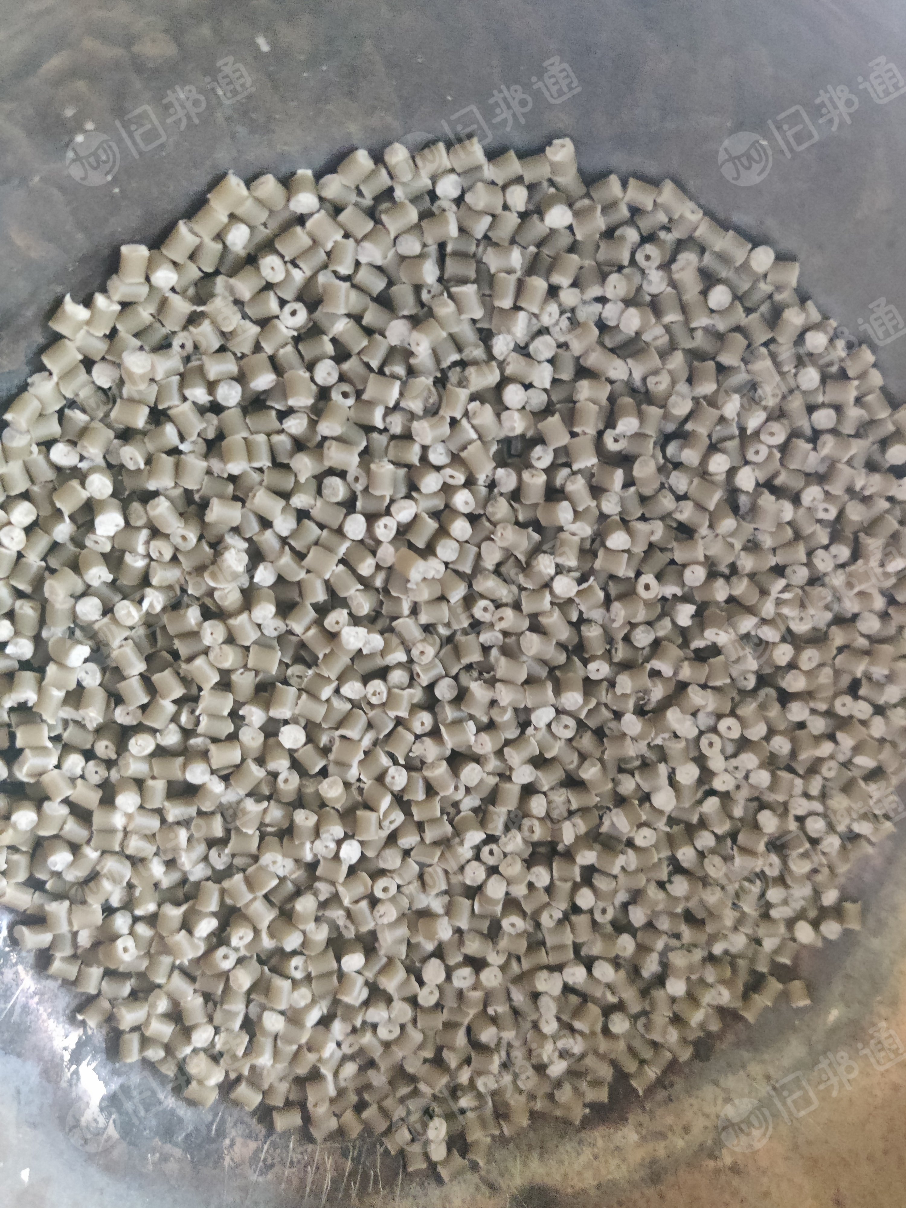 PA66颗粒,尼龙颗粒厂家直销,可用做尼龙隔热条、改性等