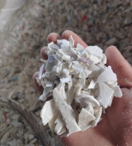 花色丙破碎料清洗甩干，大量出售