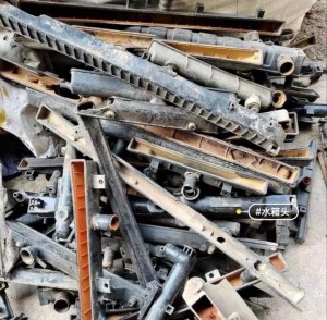 汽车配件，水箱风扇扎带尼龙料等长期出售