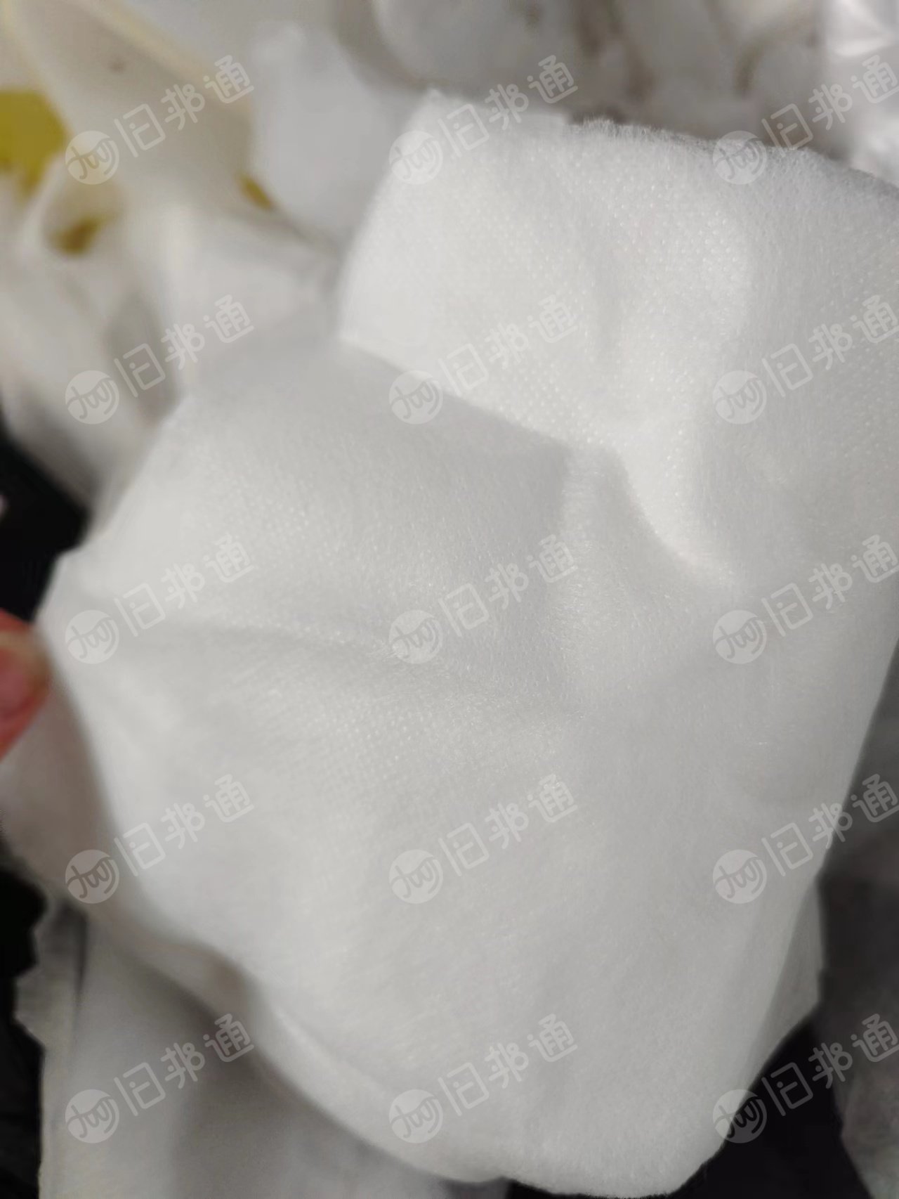 纯PP无纺布废料出售,白色黑色分开压包