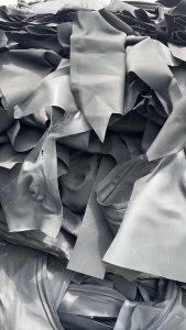 汽车内饰皮，皮革下脚料，大量出售