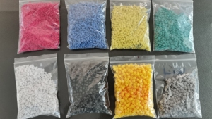 PVC全新塑料颗粒长期出售