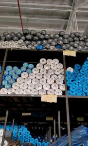 无纺布厂搬迁处理包装用的PP无纺布，品种多，现货100多吨