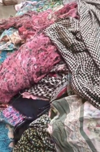 出售丝绸布块，真丝碎布