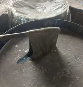 pvc糊状树脂废浆料，无杂质，可造粒，长期出售