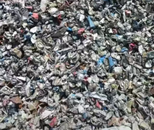 二级混打破碎料，铁破碎料大量出售