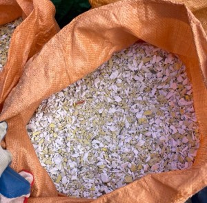 pvc墙板破碎料出售