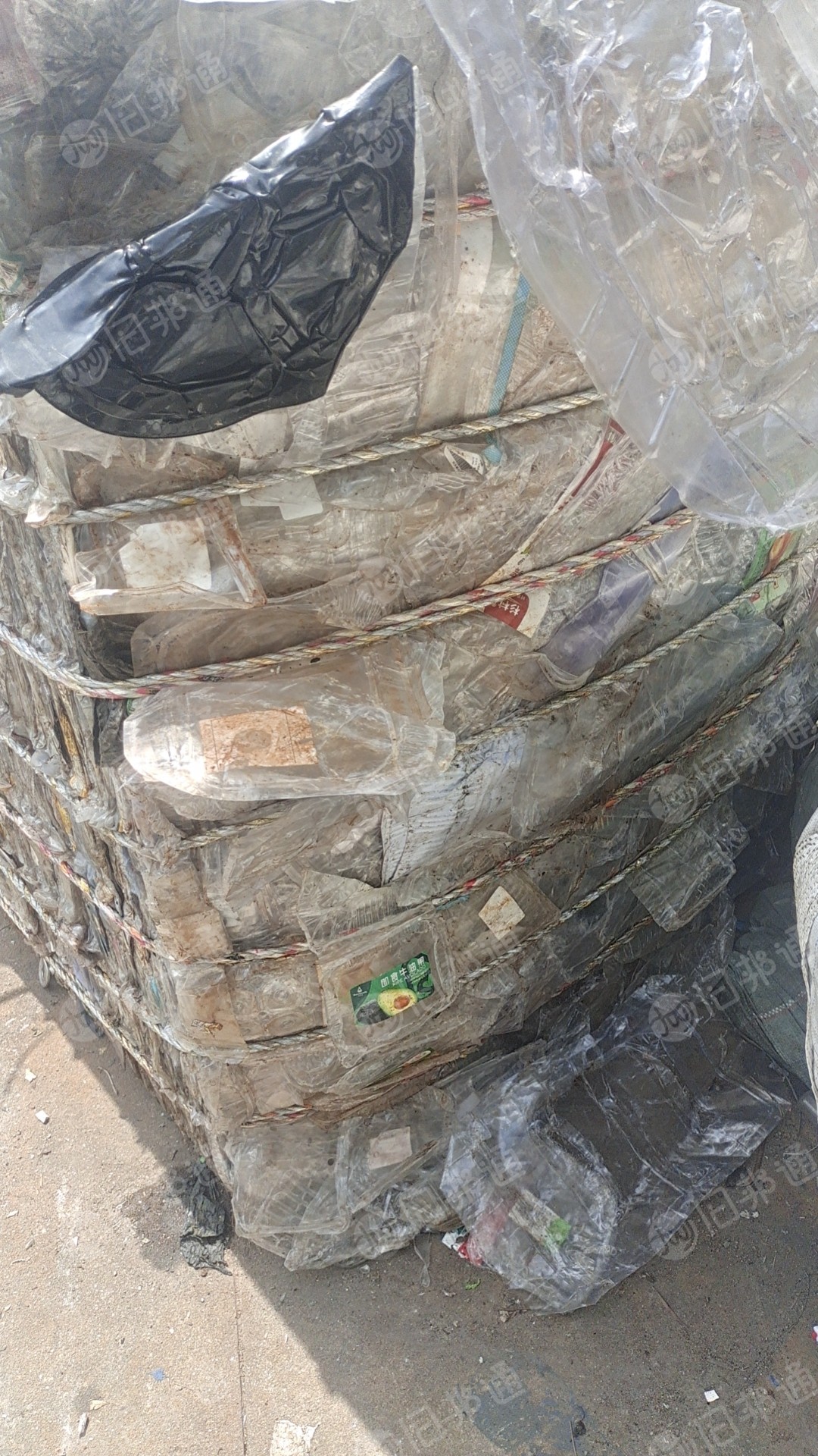 杂色吸塑片压包料,含PET和PVC,长期出售