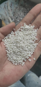 PP全漂，无纺布颗粒，每月200吨 ，长期出售