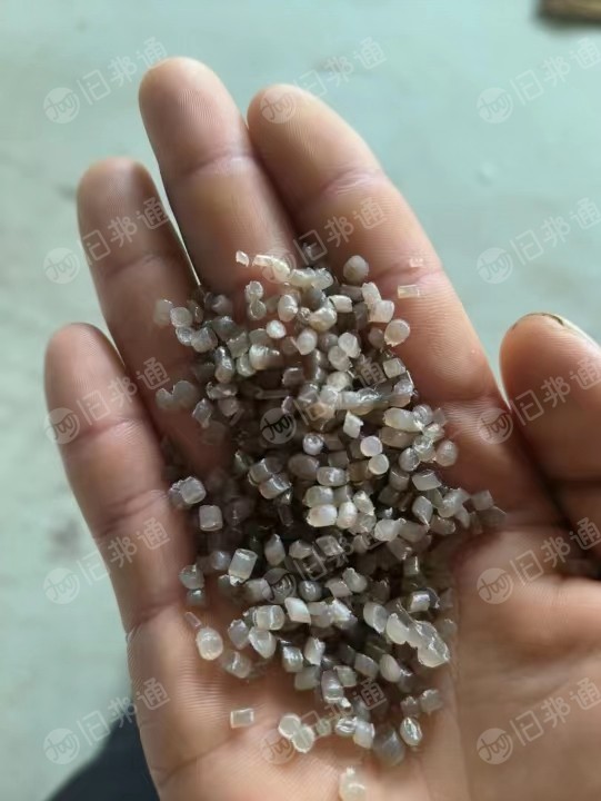 PE颗粒,吹膜发泡一级二级,长期有货出售