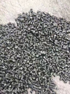 PP吨包颗粒，滤布颗粒，彩板颗粒，水洗彩板颗粒长期出售