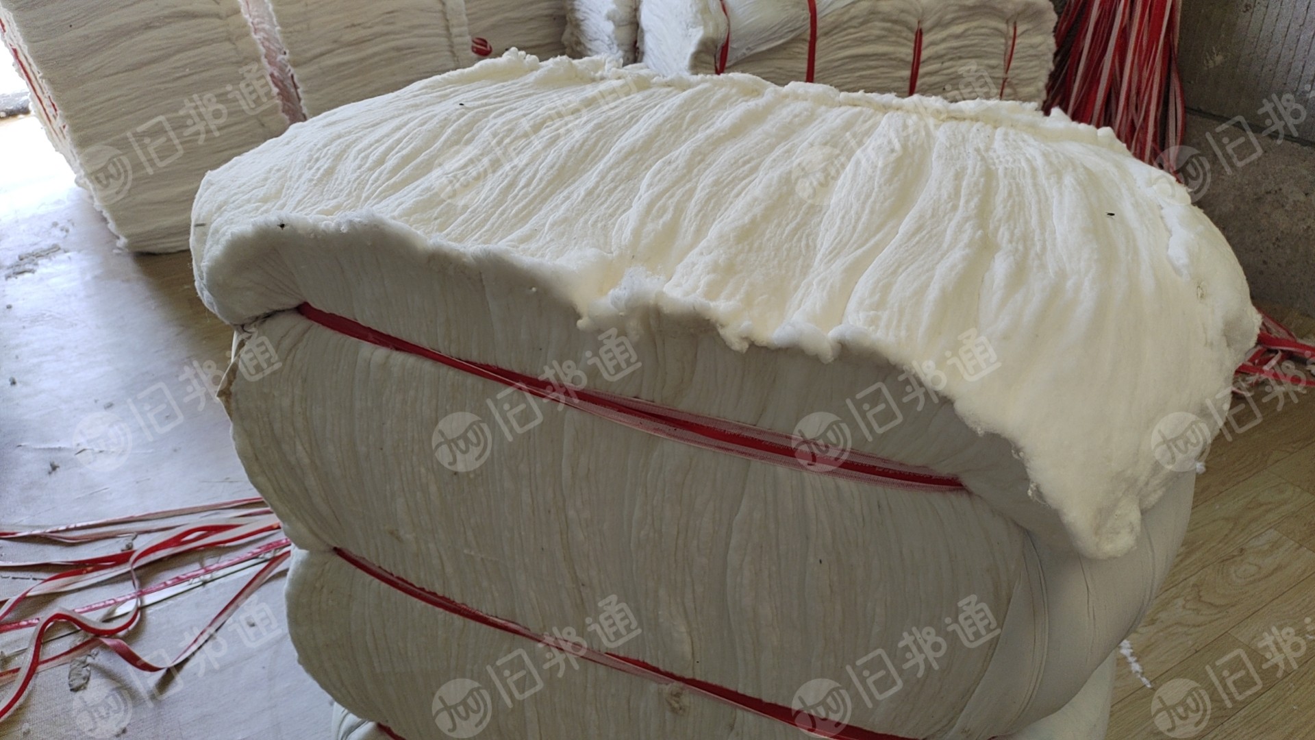 纯涤纶毛衣开松料,大量出售