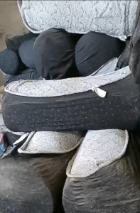  针织布、棉布化纤布、泳衣布、里布及各种T恤衫、运动服、童装、辅料长期回收