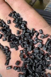 PVC颗粒，PE颗粒长期出售