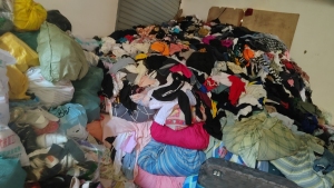 旧衣服统货，学校货，夏装，鞋子，包包，现货够车