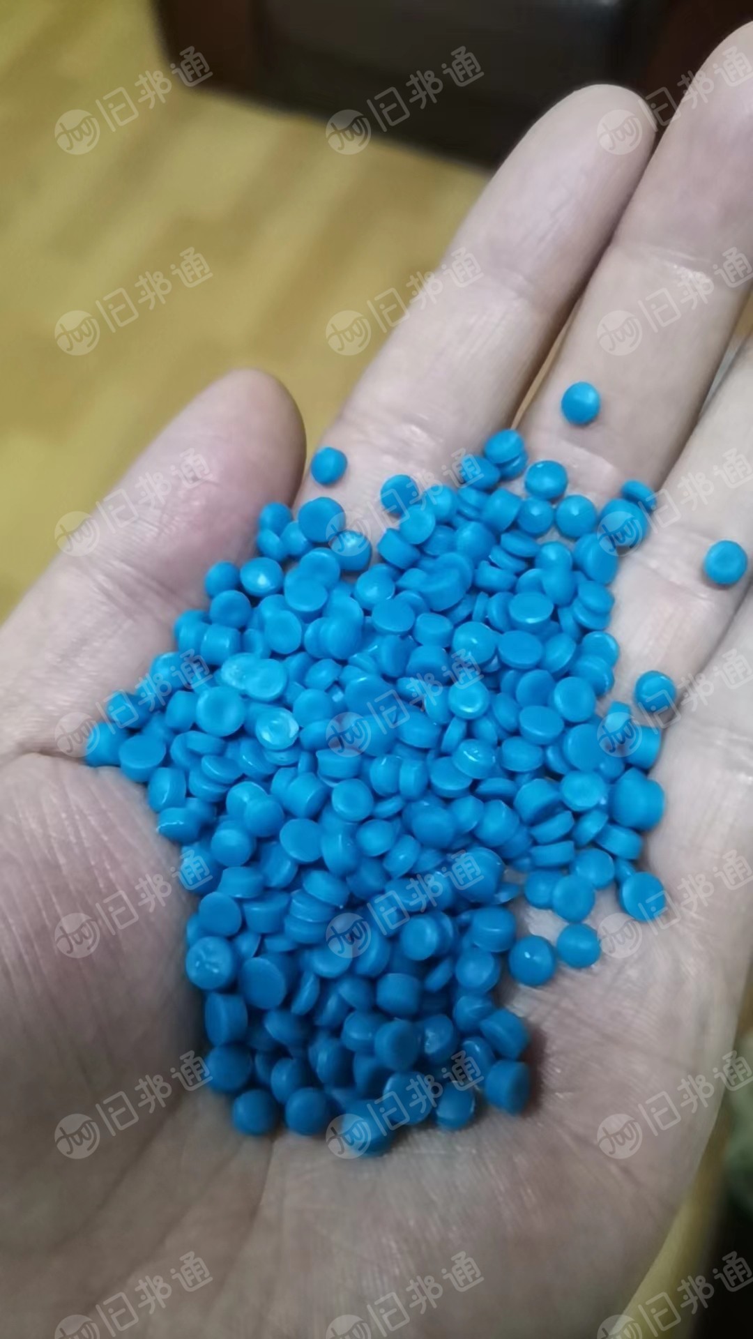 纯大蓝桶颗粒,溶脂0.3-0.5,月产300吨