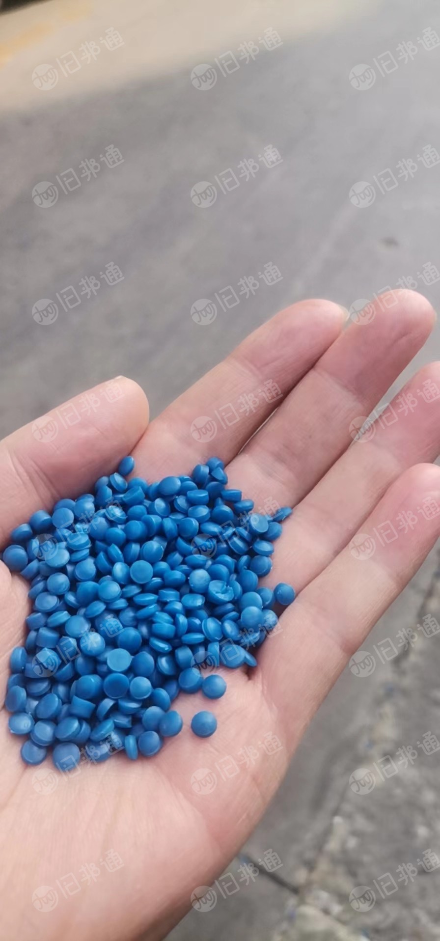 纯大蓝桶颗粒,溶脂0.3-0.5,月产300吨