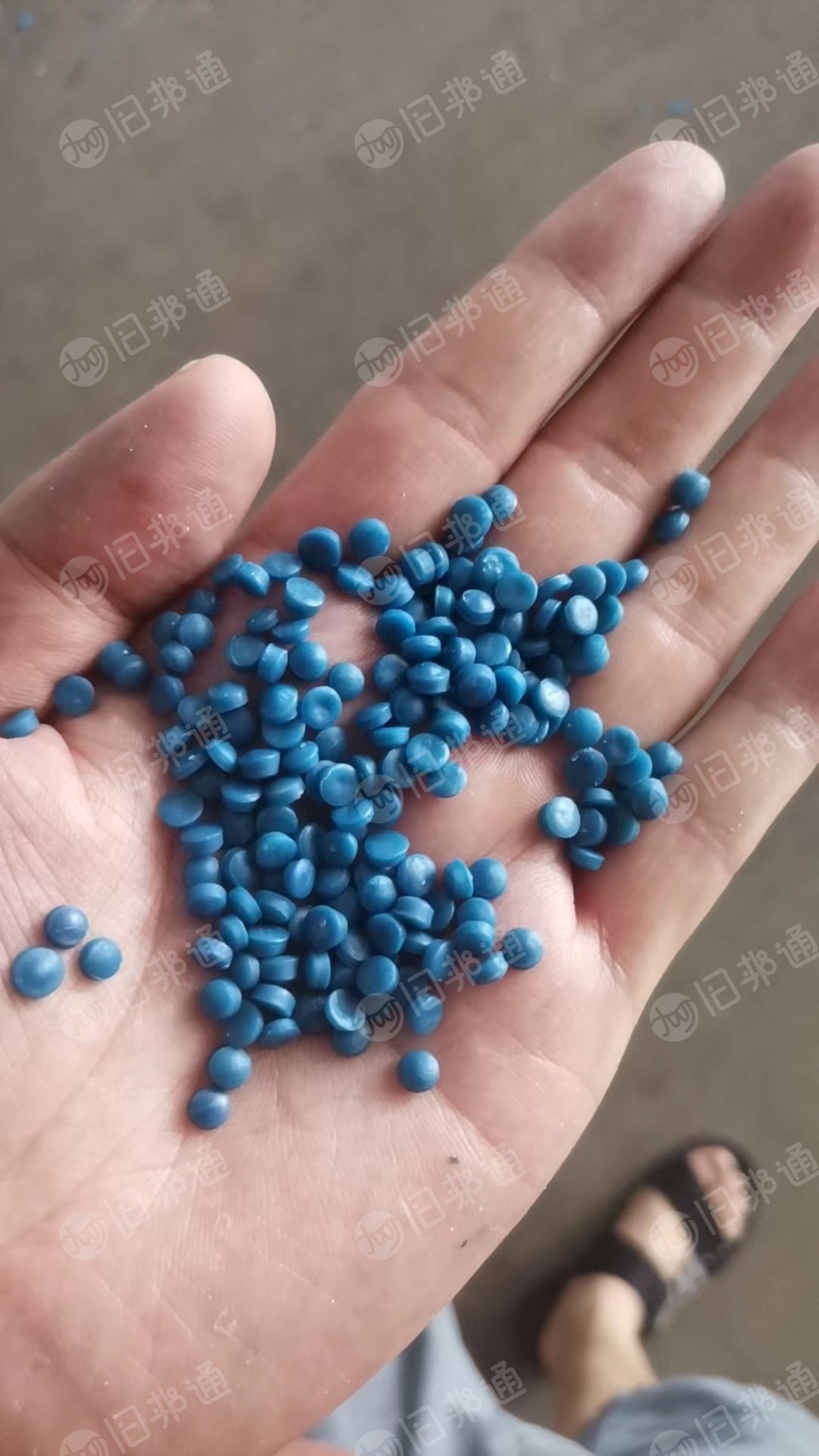 纯大蓝桶颗粒,溶脂0.3-0.5,月产300吨