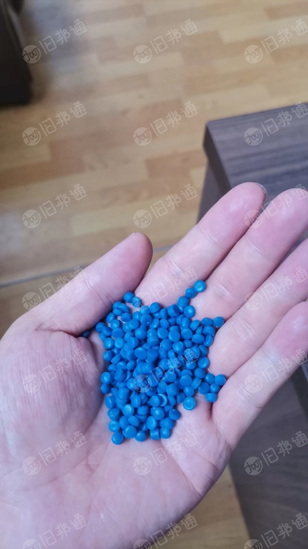 纯大蓝桶颗粒,溶脂0.3-0.5,月产300吨