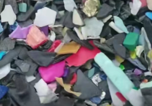 静电分选灰白PS破碎料；黑花PS破碎料长期出售