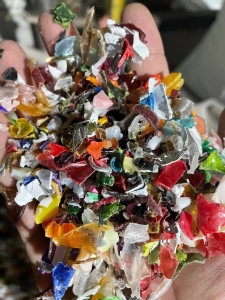 出售热洗上机杂色片200吨