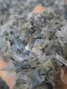 PVC铝合金包装膜破碎料常年出售