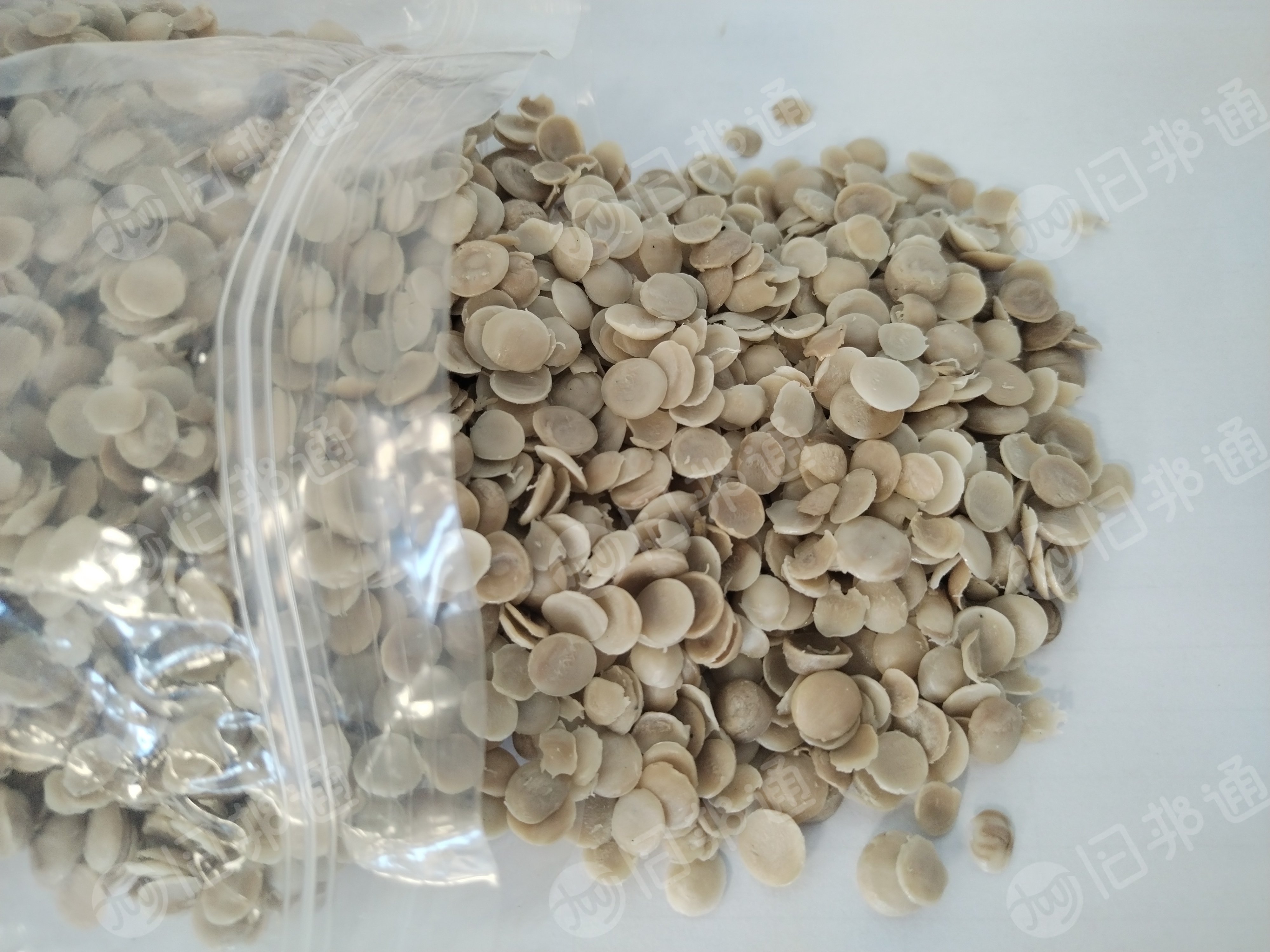 低压PE颗粒,月供300吨,拔管好用