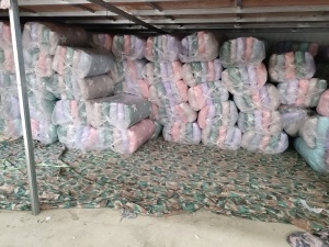 本厂长年出售各种品质丝绵被