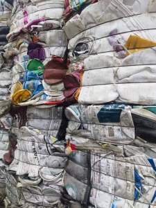 长期出售涂料桶压块，透明丙压块