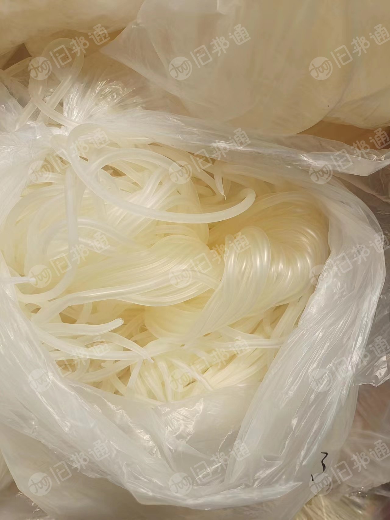 出售聚氯乙烯医用级毛料,现货15吨