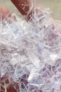 水晶板破碎料，水洗门帘破碎料出售