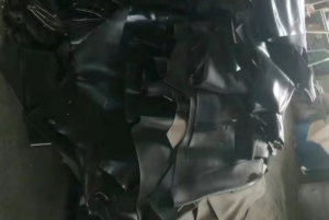 PVC透明废料；PVC皮革废料，PVC软质废料出售