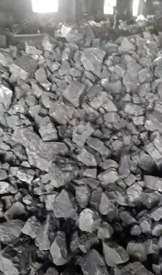 硅铁块,金属硅和硅边角料大量供应