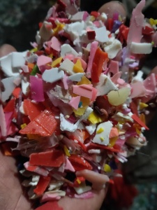 PP丙料破碎料，日杂破碎料，清洗干净可直接上机，现货1000吨，长期出售青海西宁厂