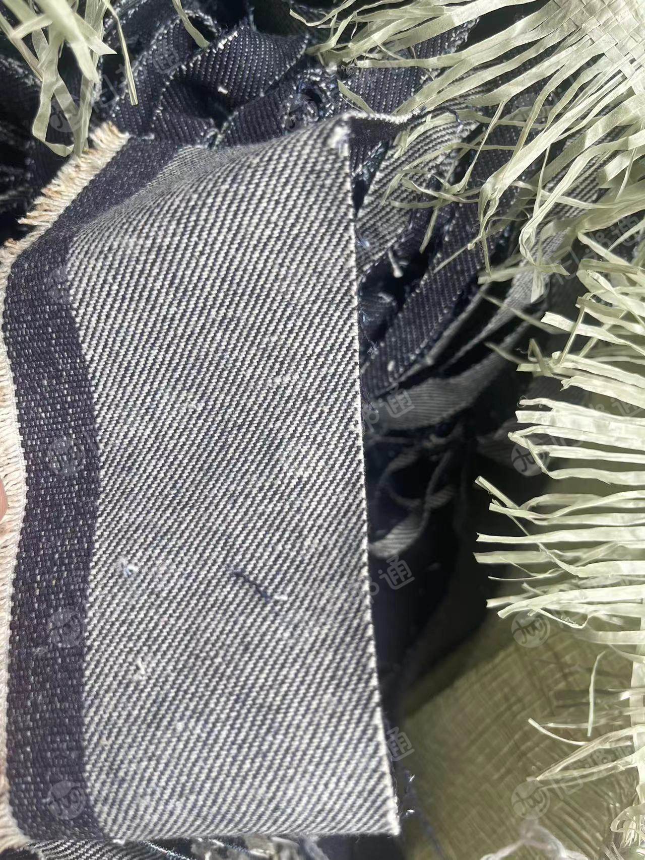 出售牛仔碎布,可漂白,有弹力,现货13米一车