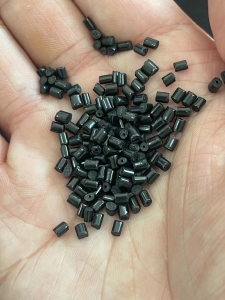 出售黑色abs颗粒，冲击15