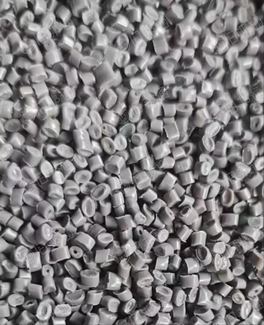 低压聚乙烯HDPE颗粒，瓶盖颗粒，油提颗粒，厂家长期出售