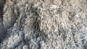 出售牛仔布块，洗好的95棉牛仔布块