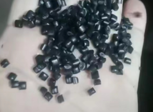 各种档次黑工丙颗粒长期出售